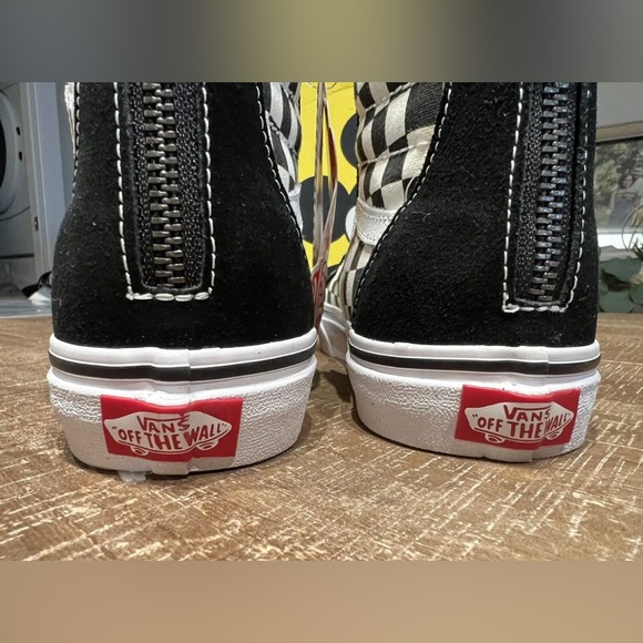 VANS Sk8-Hi Zip Disney Mickey Sneakers Sz 5 Y Women’s 6.5 Limited Edition - Picture 7 of 15